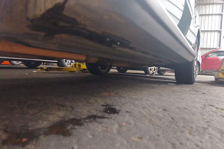 Used Mercedes-Benz GLK-Class 2012 GLK 300 4MATIC Fashion Model Chassis Front Left