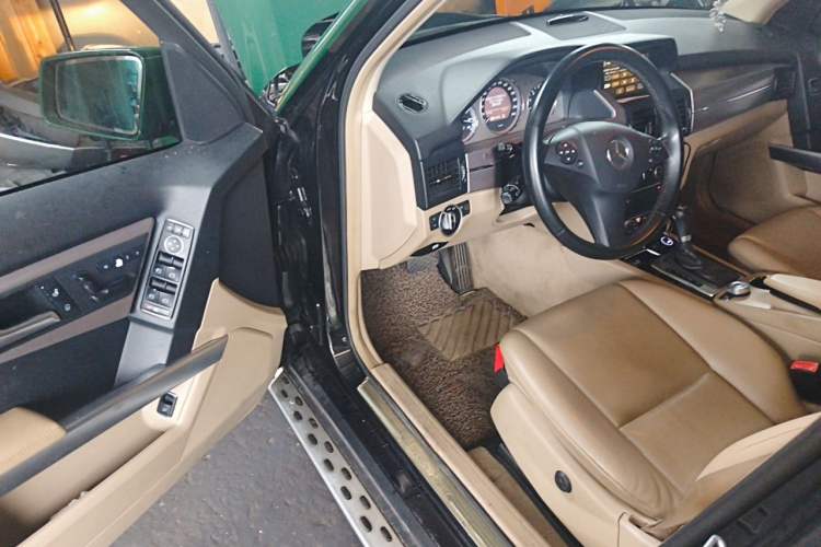 Used Mercedes-Benz GLK-Class 2012 GLK 300 4MATIC Fashion Model Driver Seat
