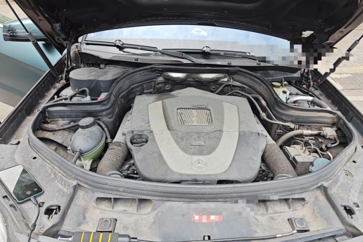 Used Mercedes-Benz GLK-Class 2012 GLK 300 4MATIC Fashion Model Engine Bay