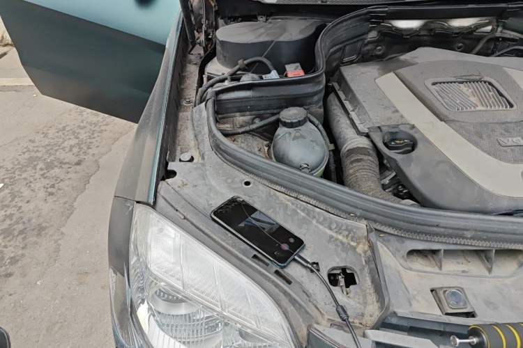Used Mercedes-Benz GLK-Class 2012 GLK 300 4MATIC Fashion Model Engine Bay Right