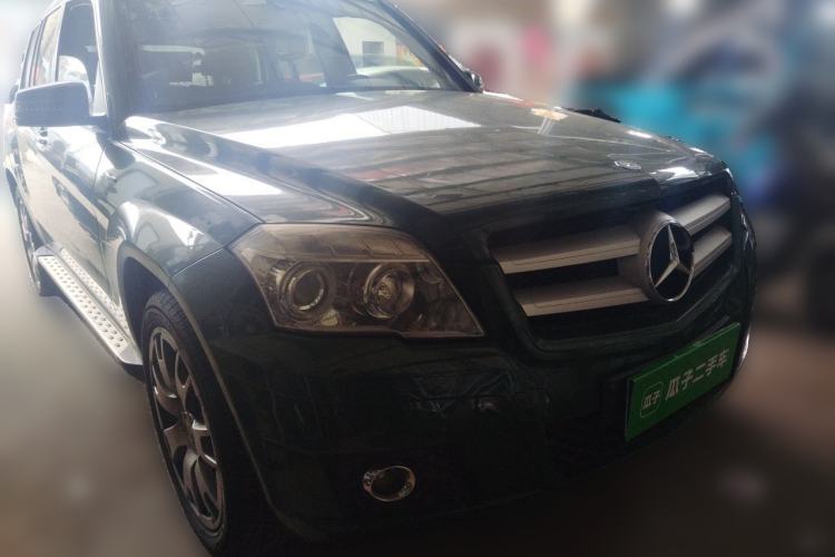 Used Mercedes-Benz GLK-Class 2012 GLK 300 4MATIC Fashion Model Front Right 45 Deg