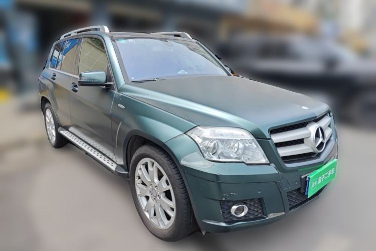 Used Mercedes-Benz GLK-Class 2012 GLK 300 4MATIC Fashion Model Front Right 45 Deg