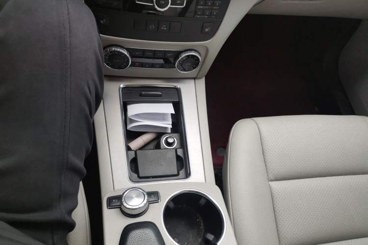 Used Mercedes-Benz GLK-Class 2012 GLK 300 4MATIC Fashion Model Gear Lever