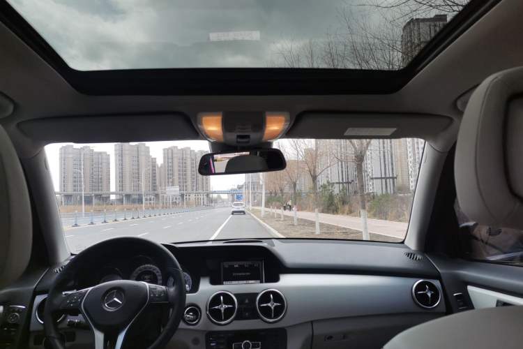 Used Mercedes-Benz GLK-Class 2012 GLK 300 4MATIC Fashion Model Headliner
