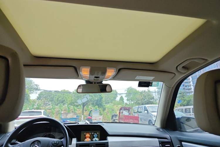 Used Mercedes-Benz GLK-Class 2012 GLK 300 4MATIC Fashion Model Headliner