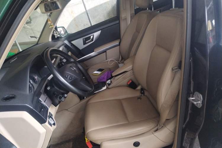 Used Mercedes-Benz GLK-Class 2012 GLK 300 4MATIC Fashion Model Left Front Seat