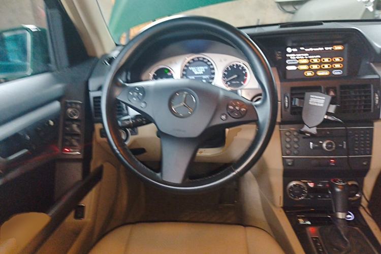 Used Mercedes-Benz GLK-Class 2012 GLK 300 4MATIC Fashion Model Steering Wheel