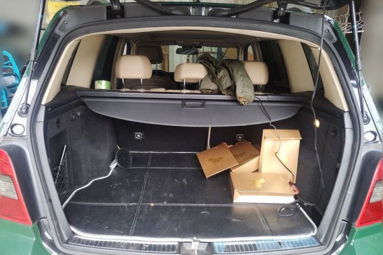 Used Mercedes-Benz GLK-Class 2012 GLK 300 4MATIC Fashion Model Trunk
