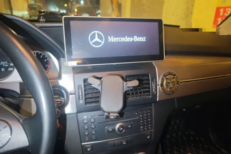 Used Mercedes-Benz GLK-Class 2012 GLK 300 4MATIC Dynamic Edition Audio And AC Panel