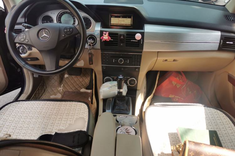Used Mercedes-Benz GLK-Class  Center Console
