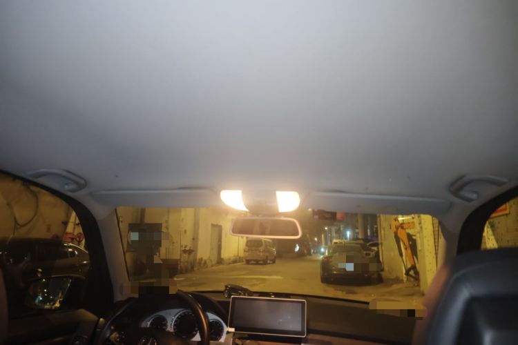 Used Mercedes-Benz GLK-Class 2012 GLK 300 4MATIC Dynamic Edition Headliner