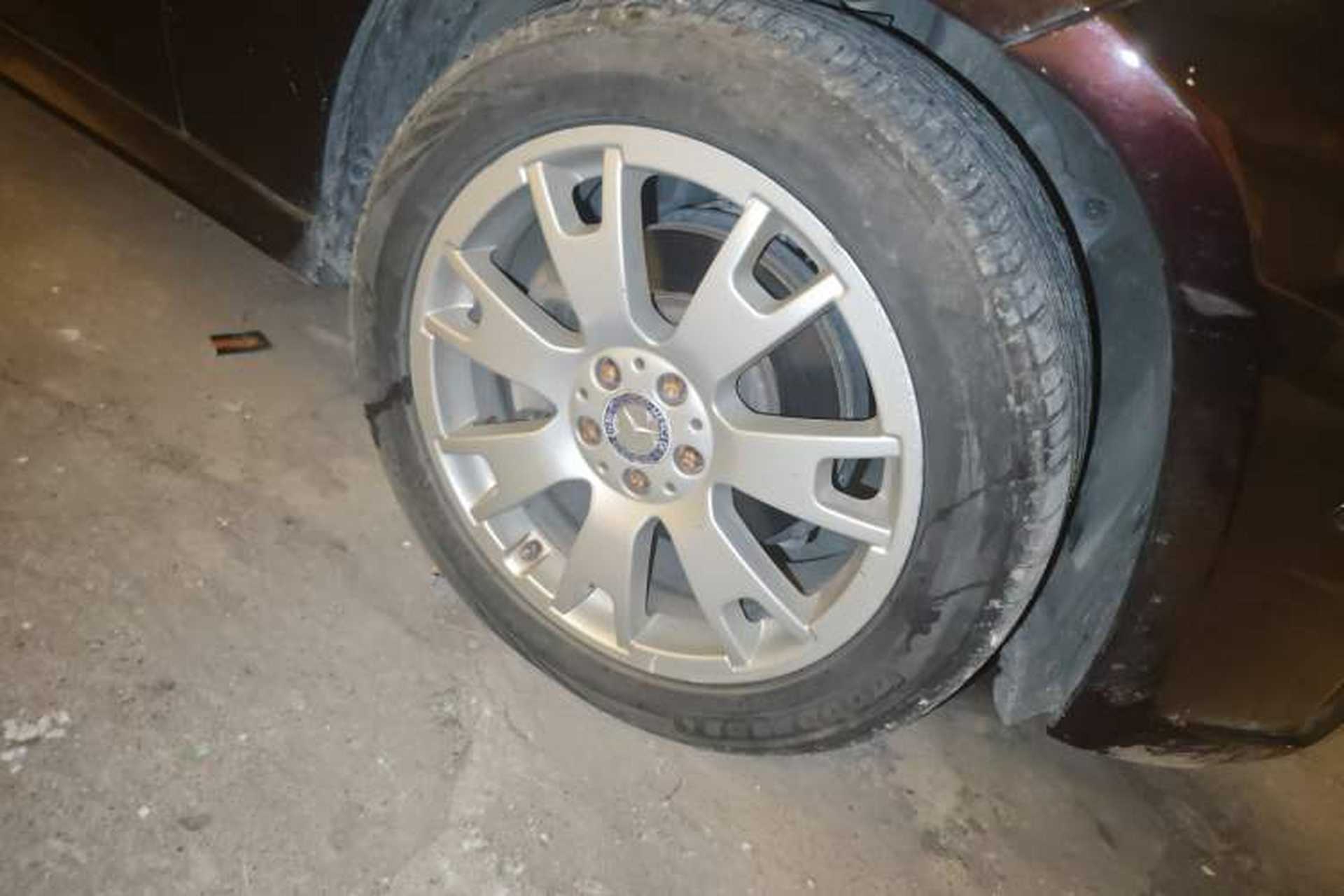 Used Mercedes-Benz GLK-Class 2012 GLK 300 4MATIC Dynamic Edition Right Front Wheel Hub