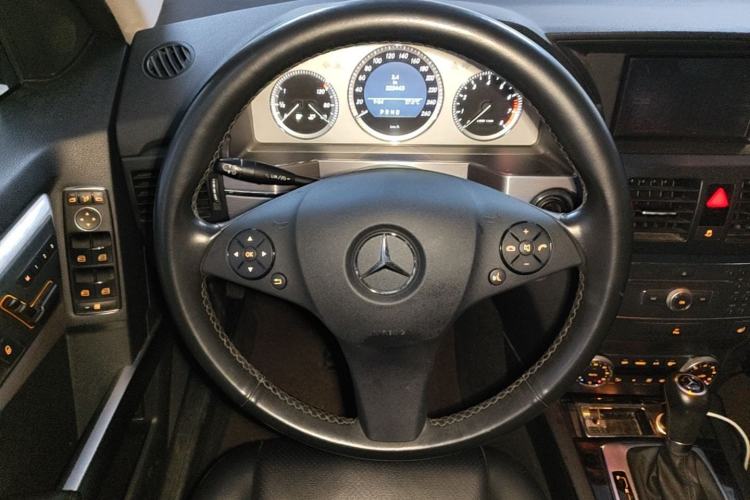Used Mercedes-Benz GLK-Class 2012 GLK 300 4MATIC Fashion Model Steering Wheel