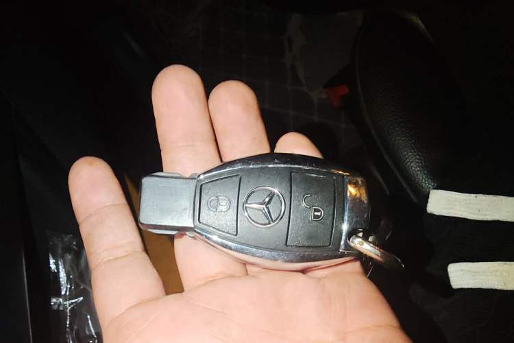 Used Mercedes-Benz GLK-Class 2012 GLK 300 4MATIC Dynamic Edition Vehicle Key