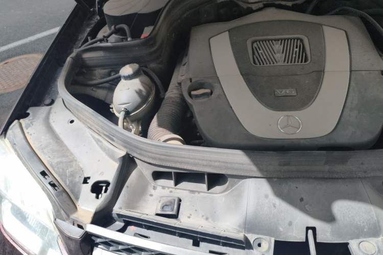 Used Mercedes-Benz GLK-Class 2012 GLK 300 4MATIC Dynamic Edition Engine Bay Right