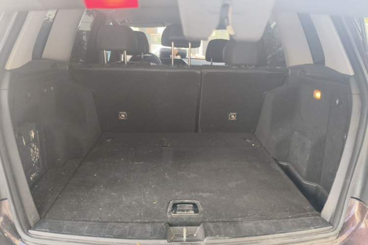 Used Mercedes-Benz GLK-Class 2012 GLK 300 4MATIC Dynamic Edition Trunk
