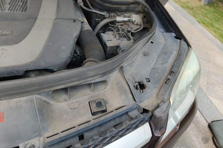 Used Mercedes-Benz GLK-Class 2012 GLK 300 4MATIC Dynamic Edition Engine Bay Left