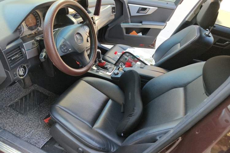 Used Mercedes-Benz GLK-Class 2012 GLK 300 4MATIC Dynamic Edition Left Front Seat