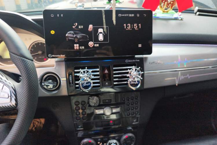 Used Mercedes-Benz GLK-Class 2012 GLK 300 4MATIC Dynamic Edition Audio And AC Panel