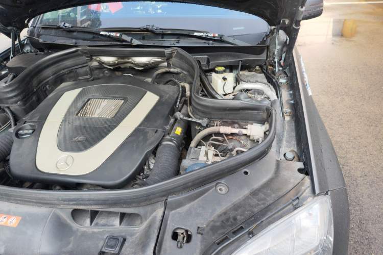 Used Mercedes-Benz GLK-Class 2012 GLK 300 4MATIC Dynamic Edition Engine Bay Left