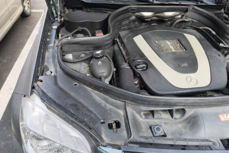 Used Mercedes-Benz GLK-Class 2012 GLK 300 4MATIC Dynamic Edition Engine Bay Right