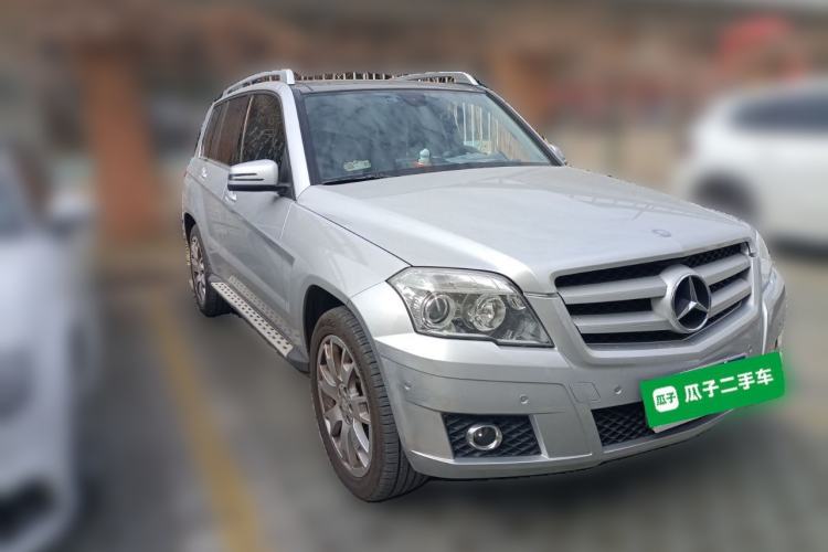 Used Mercedes-Benz GLK-Class 2012 GLK 300 4MATIC Fashion Model Front Right 45 Deg