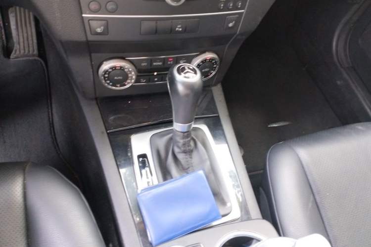 Used Mercedes-Benz GLK-Class 2012 GLK 300 4MATIC Fashion Model Gear Lever