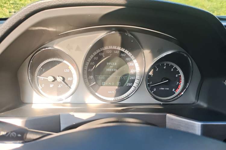 Used Mercedes-Benz GLK-Class 2012 GLK 300 4MATIC Luxury Model Instrument Cluster