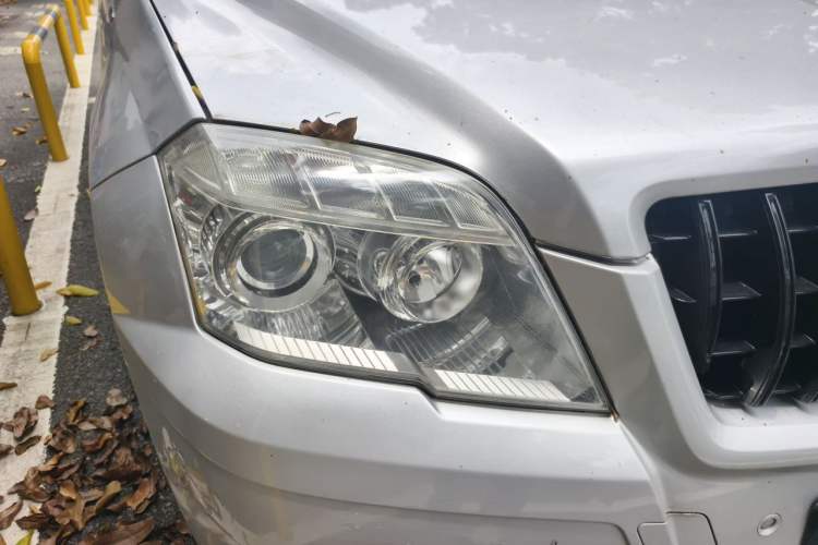 Used Mercedes-Benz GLK-Class 2012 GLK 300 4MATIC Fashion Model Right Front Headlight