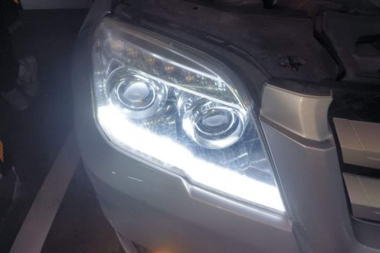 Used Mercedes-Benz GLK-Class 2012 GLK 300 4MATIC Dynamic Edition Right Front Headlight