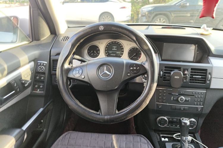 Used Mercedes-Benz GLK-Class 2012 GLK 300 4MATIC Fashion Model Steering Wheel