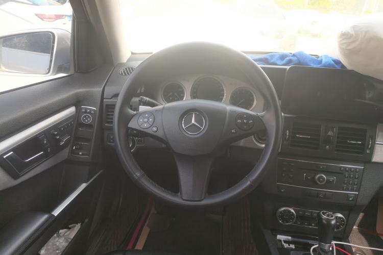 Used Mercedes-Benz GLK-Class 2012 GLK 300 4MATIC Dynamic Edition Steering Wheel