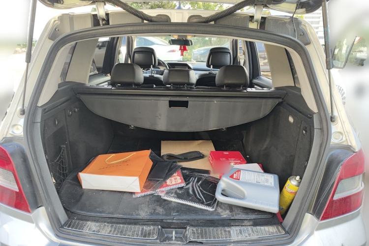 Used Mercedes-Benz GLK-Class 2012 GLK 300 4MATIC Fashion Model Trunk