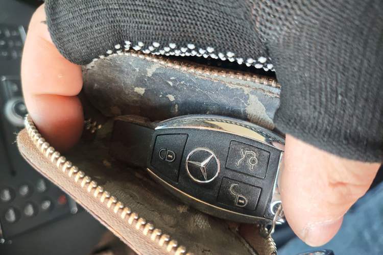 Used Mercedes-Benz GLK-Class 2012 GLK 300 4MATIC Luxury Model Vehicle Key