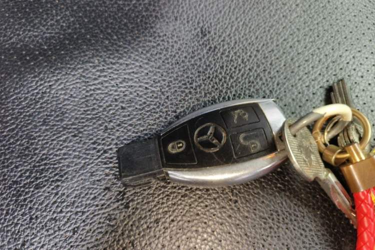 Used Mercedes-Benz GLK-Class 2012 GLK 300 4MATIC Dynamic Edition Vehicle Key