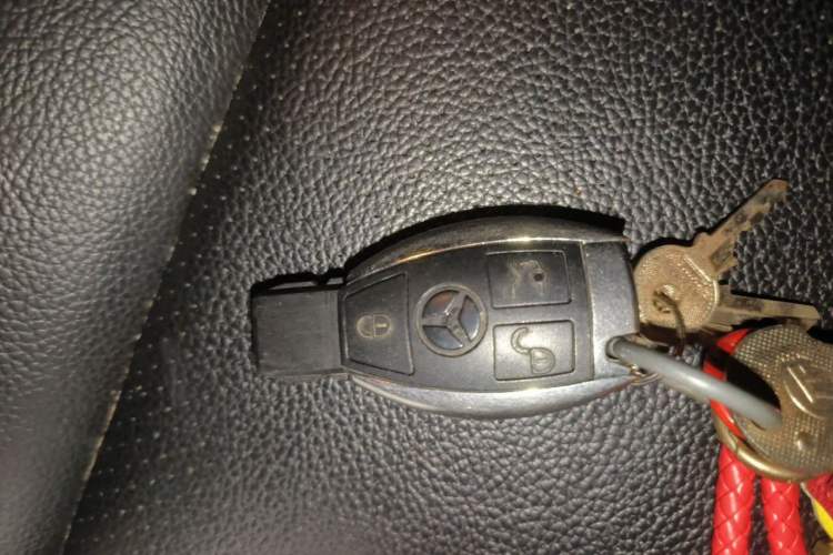 Used Mercedes-Benz GLK-Class 2012 GLK 300 4MATIC Dynamic Edition Vehicle Key