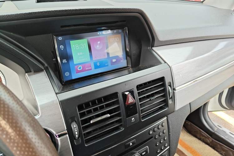 Used Mercedes-Benz GLK-Class 2012 GLK 300 4MATIC Fashion Model Audio And AC Panel