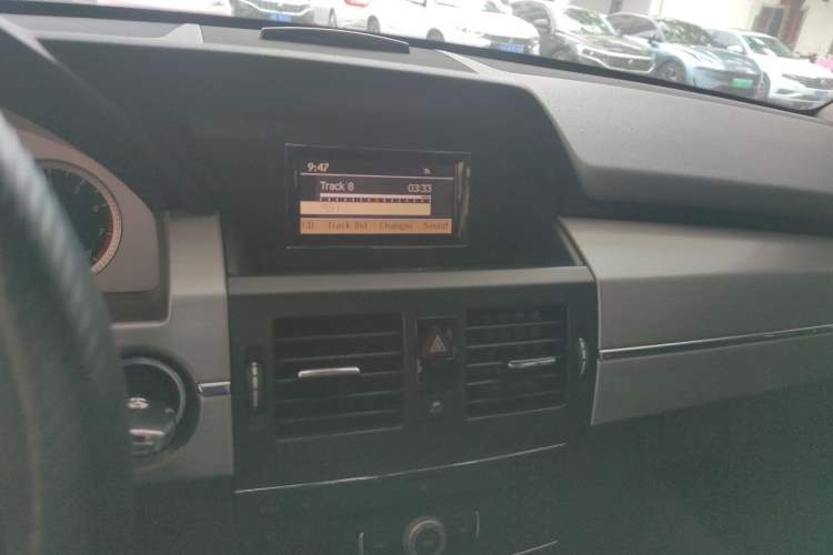 Used Mercedes-Benz GLK-Class 2012 GLK 300 4MATIC Dynamic Edition Audio And AC Panel