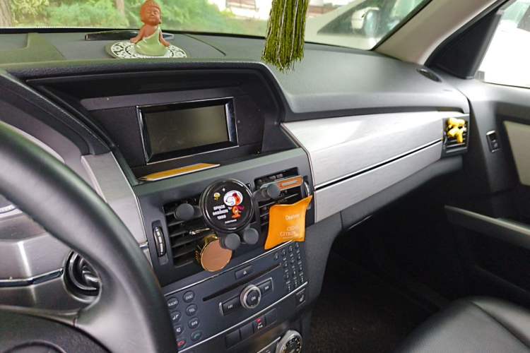 Used Mercedes-Benz GLK-Class 2012 GLK 300 4MATIC Dynamic Edition Audio And AC Panel