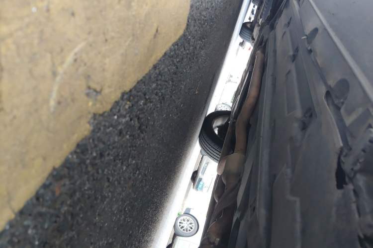 Used Mercedes-Benz GLK-Class 2012 GLK 300 4MATIC Fashion Model Chassis Rear Left