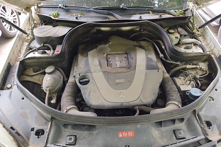 Used Mercedes-Benz GLK-Class 2012 GLK 300 4MATIC Dynamic Edition Engine Bay