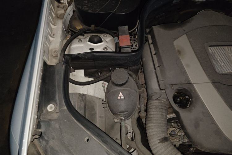 Used Mercedes-Benz GLK-Class 2012 GLK 300 4MATIC Dynamic Edition Engine Bay Right