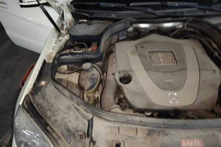 Used Mercedes-Benz GLK-Class 2012 GLK 300 4MATIC Dynamic Edition Engine Bay Right