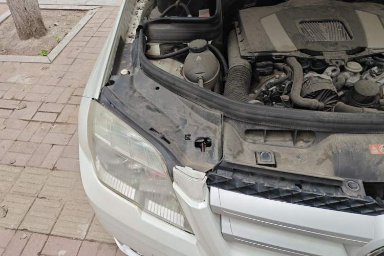 Used Mercedes-Benz GLK-Class 2012 GLK 300 4MATIC Dynamic Edition Engine Bay Right