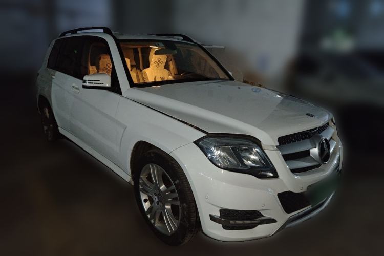 Used Mercedes-Benz GLK-Class 2012 GLK 300 4MATIC Dynamic Edition Front Right 45 Deg