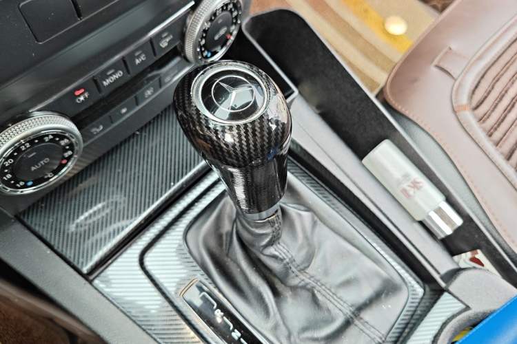 Used Mercedes-Benz GLK-Class 2012 GLK 300 4MATIC Fashion Model Gear Lever