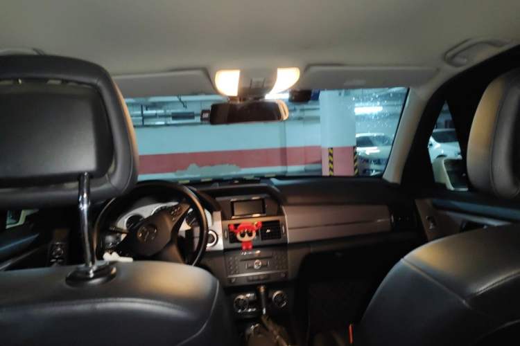 Used Mercedes-Benz GLK-Class 2012 GLK 300 4MATIC Dynamic Edition Headliner