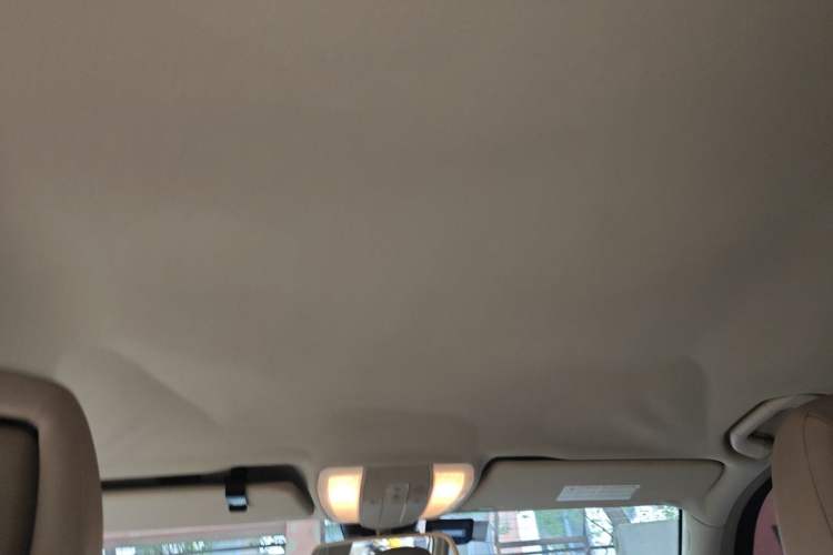 Used Mercedes-Benz GLK-Class 2012 GLK 300 4MATIC Dynamic Edition Headliner