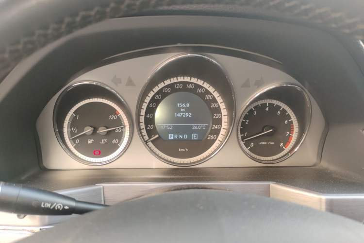 Used Mercedes-Benz GLK-Class 2012 GLK 300 4MATIC Luxury Model Instrument Cluster