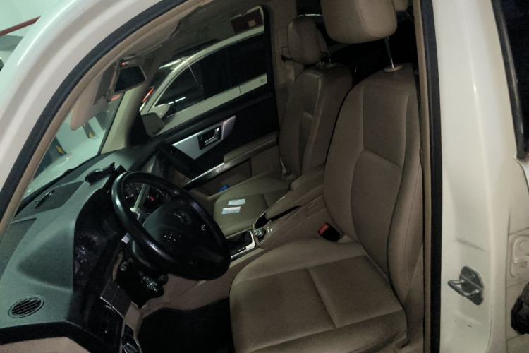 Used Mercedes-Benz GLK-Class 2012 GLK 300 4MATIC Fashion Model Left Front Seat